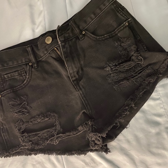 Bullhead Jean Shorts - Picture 1 of 4